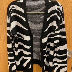 Never Worn, Womens Zebra Cardigan Sweater. Size Large